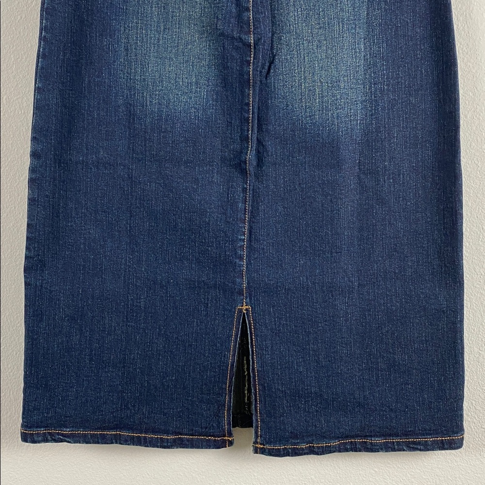 Windsor Stretch Denim Skirt | Back Slit | Dark Blue Wash - Picture 6 of 15